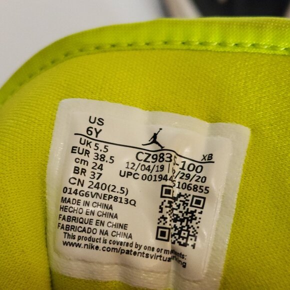 Air Jordan 1 Mid SE GS "Cyber Active Fuchsia" CZ9835 100 - HSML17 - Picture 6 of 6